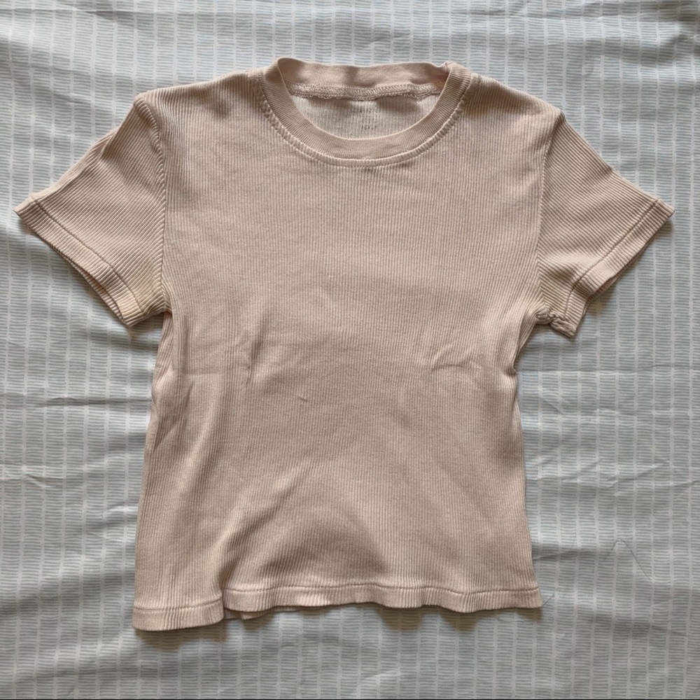 Brandy Melville baby pink shirt